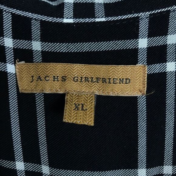 Jachs Girlfriend Plaid Button Up Cutoff Sleeve Top - Picture 5 of 7